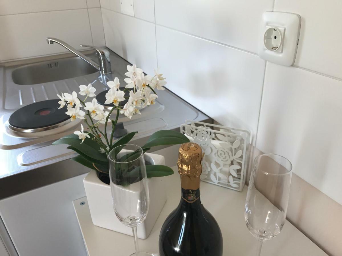 Linden Garden Apartment Postojna Dış mekan fotoğraf