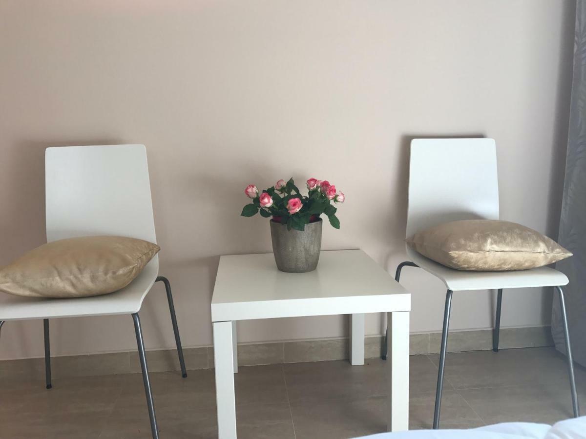Linden Garden Apartment Postojna Dış mekan fotoğraf